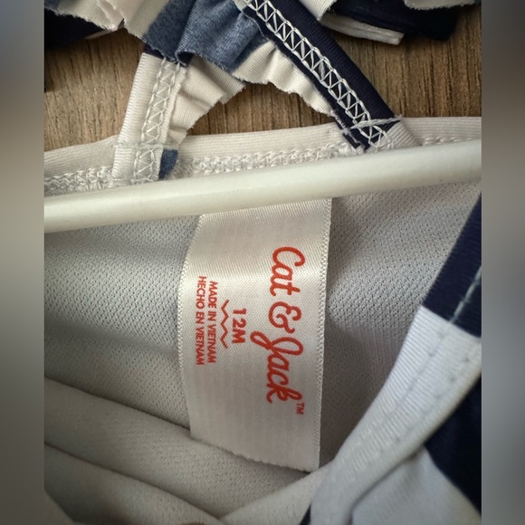 Cat & Jack Cute Swimsuit Girl Baby 12 Month Striped Gold Star Like New Fast Ship - Picture 5 of 5